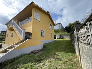 Chalet in Oza dos Ríos. Lugar de lois sn