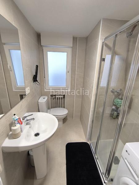 Foto 70c561a7-e8d5-4e37-9bf4-a05ffb31dbb8. Piso  en venta en la zona de gonzalez besada en Oviedo