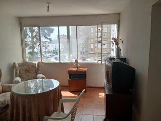 Etagenwohnung in Santiago - Coronación. Ubicado a 3 minutos del hospital de jerez.