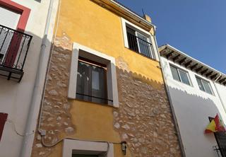 Casa bifamiliare in Benilloba. Ayuntamiento centro iglesia