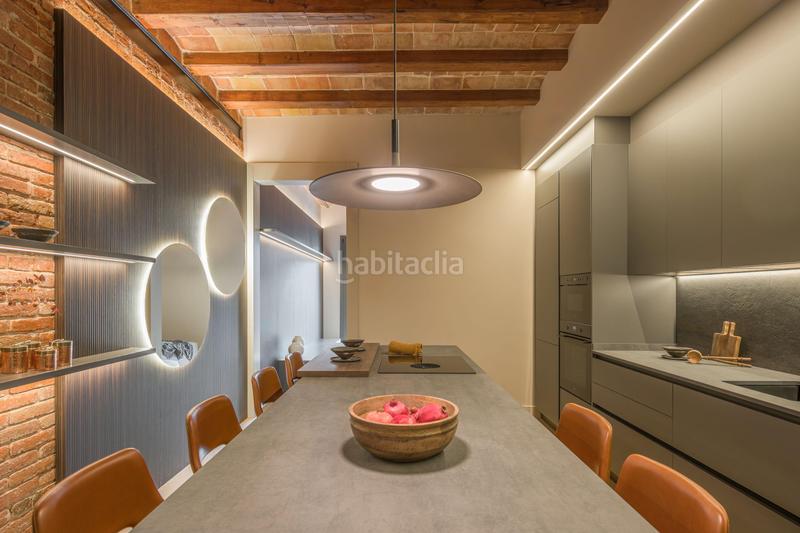 Foto dbaf3b15-ac4b-4f23-9f86-e95936e38b2d. Etagenwohnung in Sant Antoni Barcelona