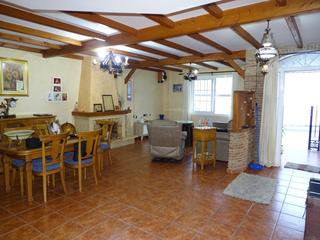 Chalet à Campos del Río. Muy cerca del parque de la estación