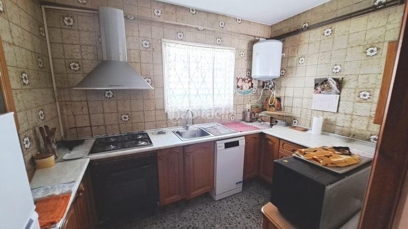 Foto 94be130b-269c-40c6-b42e-fcfc9506ff0e. Chalet con riscaldamento parcheggio piscina in Pinemar Pineda de Mar