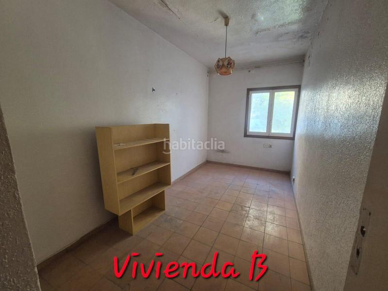 Foto 1536d4f4-60f0-4014-9dde-a6f5ad859a73. Casa pareada casa adosada local y vivienda zona aytoderrocat en Petrer