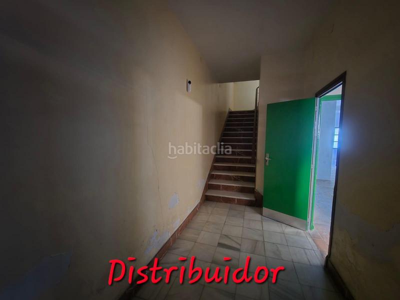Foto 3639984c-d0c8-4bfe-9ef9-1e6f5e33ed78. Casa pareada casa adosada local y vivienda zona aytoderrocat en Petrer