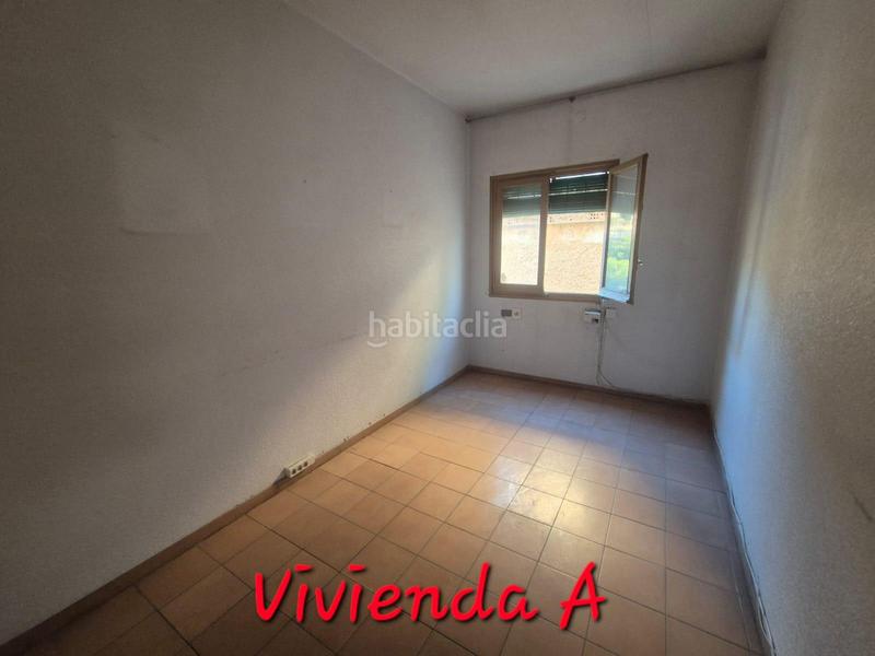 Foto 3d325458-c800-4186-9258-a479b44aee10. Casa pareada casa adosada local y vivienda zona aytoderrocat en Petrer