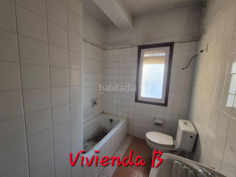 Foto 827212a3-97f2-48ed-80a4-a55518e76747. Casa pareada casa adosada local y vivienda zona aytoderrocat en Petrer
