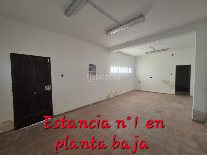 Foto 9b62b134-f36e-4f17-a4a9-18d74d08245a. Casa pareada casa adosada local y vivienda zona aytoderrocat en Petrer