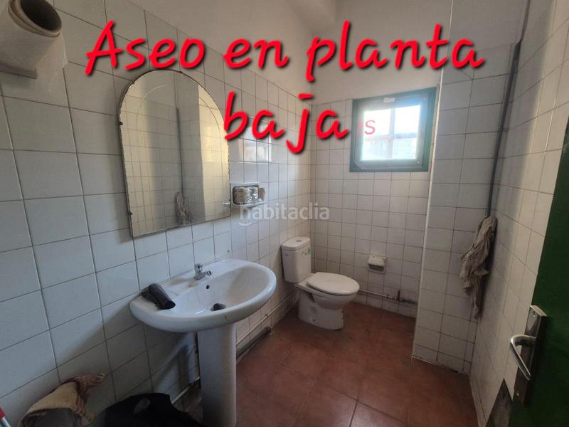 Foto afe06755-b217-44c9-bd33-a14ecd9340c6. Casa pareada casa adosada local y vivienda zona aytoderrocat en Petrer