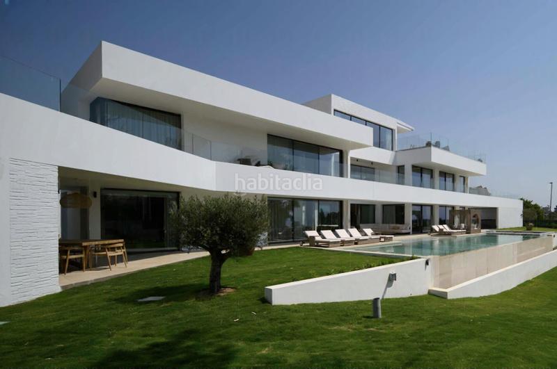 Foto fbf13b85-dba3-4472-97d2-6d090a9bcdc3. Chalet avec chauffage parking piscine dans La Capellanía - El Higuerón Benalmádena