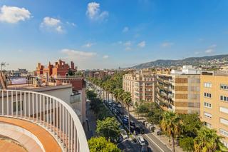 Pis a Sant Gervasi - Galvany. Mitre  copèrnic