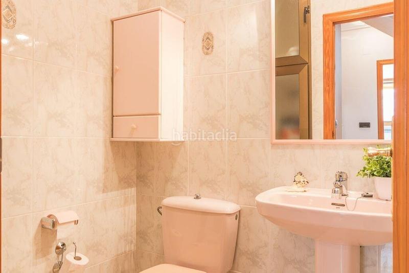Foto ddc49e29-c867-4b5a-9f7e-29bd66417bec. Casa pareada cerca del centro comercial la zenia en Orihuela
