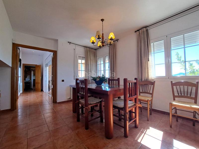 Foto 9a15a54e-fde4-4528-8edb-abb723415594. Chalet avec chauffage parking piscine dans Pallejà