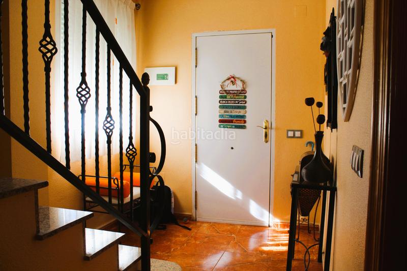 Foto 1d41708b-cb8d-431a-aa0d-a2c53a11c828. Casa aparellada amb aparcament a La Murada - Los Vicentes Orihuela