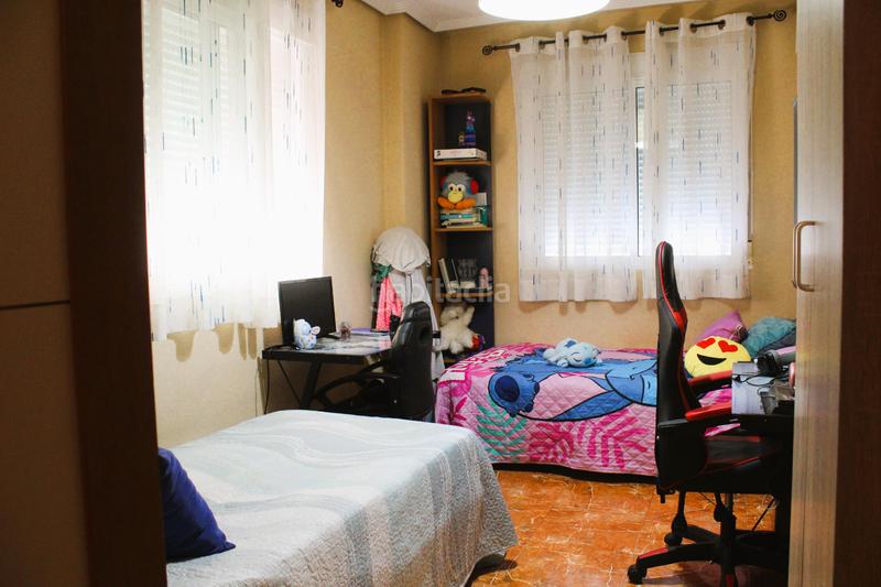 Foto fb32efce-b2f0-4cd5-ab36-0b49415be8e5. Casa aparellada amb aparcament a La Murada - Los Vicentes Orihuela