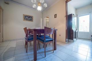 Etagenwohnung in Gràcia. En el barrio de gracia, a un paso de los fgc