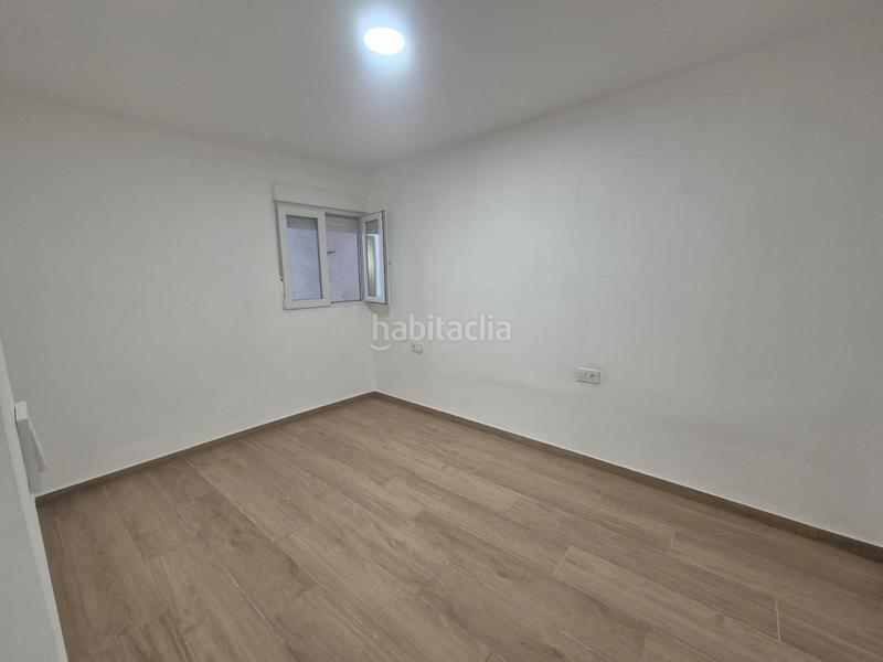 Foto b9d574a7-145c-49da-ae54-81eafc333f2e. Planta baixa a El Rabal Villena