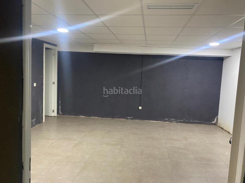 Foto 17924fdb-d5a0-460a-9f01-ce9e20b6dcee. Location local commercial dans Sevilla la Nueva