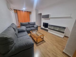 Apartament a Hospital. Zona hospital, junto a albacenter