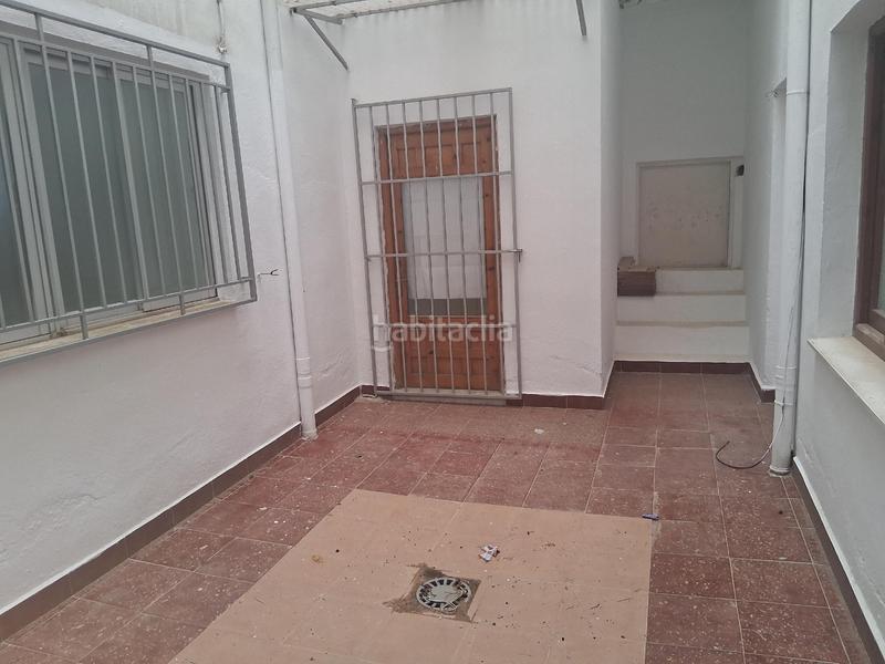 Foto e6f2d649-b9c6-4c5e-93eb-66a81b84309a. Lloguer local comercial a Baeza