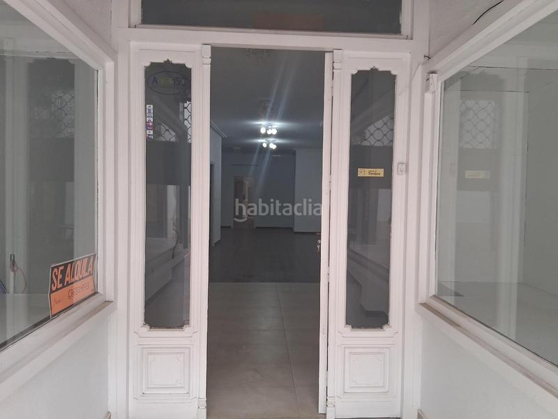 Foto 29d5d922-1890-4803-b659-bd364428cd8b. Location local commercial dans Baeza