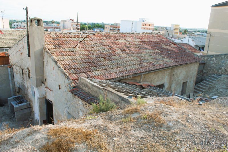 Foto 878674eb-b6d3-42c9-90c6-d31ef949b6a9. Xalet amb aparcament a Bigastro