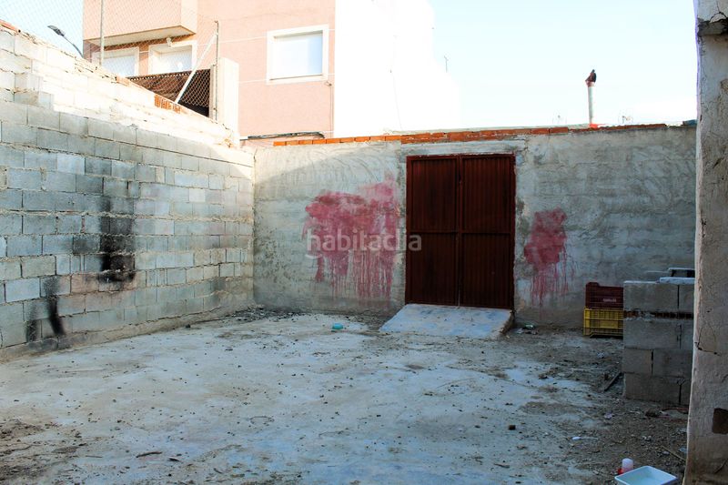 Foto a10143e4-14fc-49bf-95f6-45b9d4319cdb. Xalet amb aparcament a Bigastro