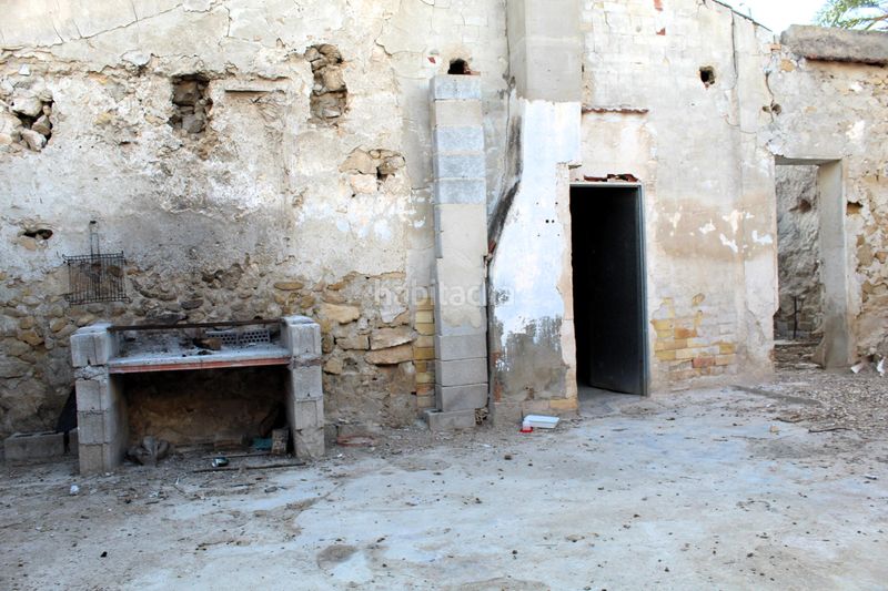 Foto b05f5108-a59a-4246-9c06-245a2010ae2d. Xalet amb aparcament a Bigastro