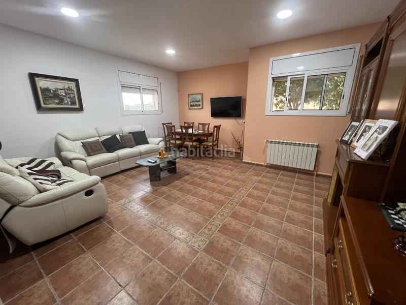 Foto 05e2fac0-2080-47a0-9c21-c710800b87eb. Chalet con riscaldamento parcheggio piscina in Piera