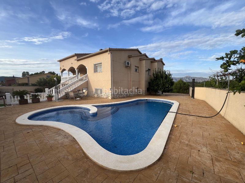 Foto 46820abb-33bd-4a0f-a94c-c5024edef87f. Xalet amb calefacció aparcament piscina a Piera