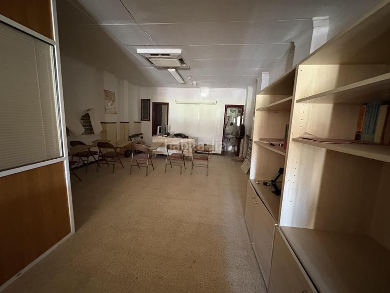 Foto 51a9639b-e257-4932-a56d-6236d87f04cb. Local comercial enfrente estación tren en Can Deu Sabadell