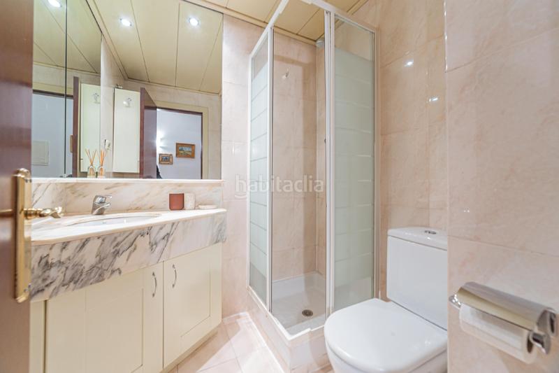 Foto 30a3e7ab-19e3-4cae-b89d-8beff683a1d0. Etagenwohnung mit heizung in Raval Barcelona