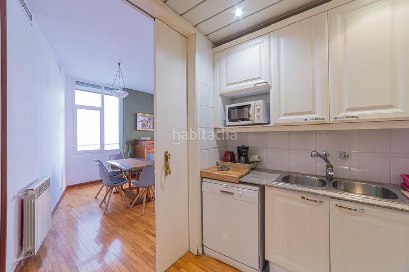 Foto 6bd07137-6fcf-4945-b5d9-b31801afef09. Etagenwohnung mit heizung in Raval Barcelona