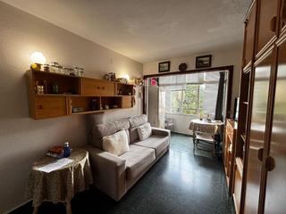 Apartament a Solymar. Estudio junto a puerto marina, a 7 min. de la playa.