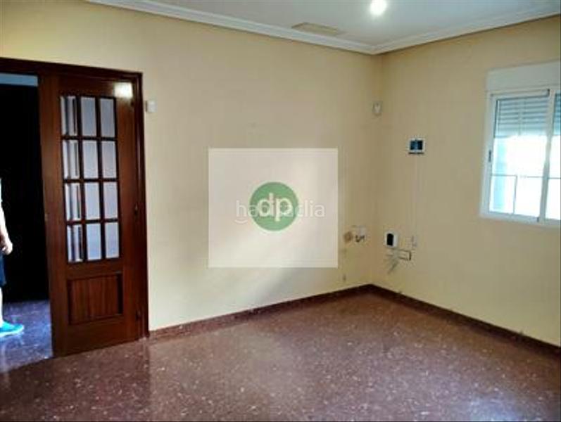 Foto 357bd133-c1d6-4fa2-bf16-4003633e7f9d. Casa bifamiliare con riscaldamento in San Roque - Ronda Norte Badajoz