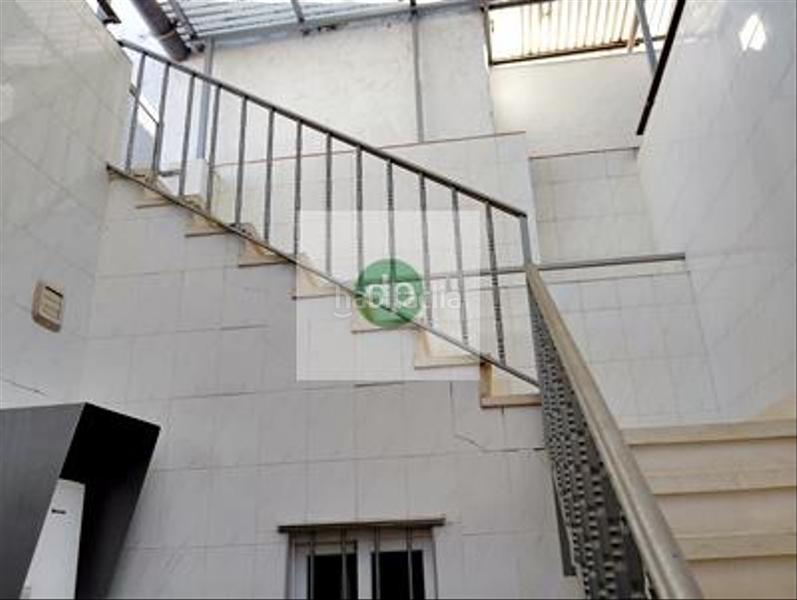 Foto d9270efe-2a06-4831-b14d-5826cda66003. Casa bifamiliare con riscaldamento in San Roque - Ronda Norte Badajoz