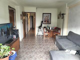 Flat in La Sagrera. Av. meridiana  garcilaso junto metro sagrera