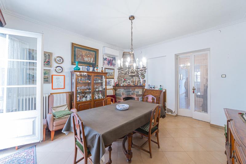 Foto 5aa1b4ea-947b-494e-9d18-d9d81cef5f29. Casa pareada canigóavenida campoamor en Horta Barcelona