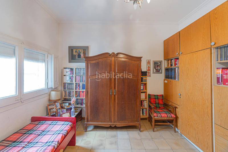 Foto d82233f0-d656-4e82-9410-406663ec44de. Casa pareada canigóavenida campoamor en Horta Barcelona