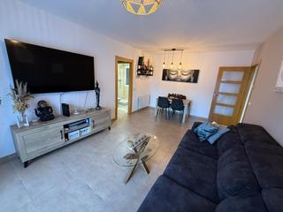 Apartament a El Tancat-Mas d´en Gual. En la ub el tancat, junto a los mossos