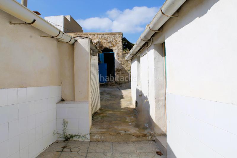 Foto 73c58169-5a9a-45db-9bf5-899c9452a240. Casa aparellada a Desamparados - Hurchillo - Torremendo Orihuela