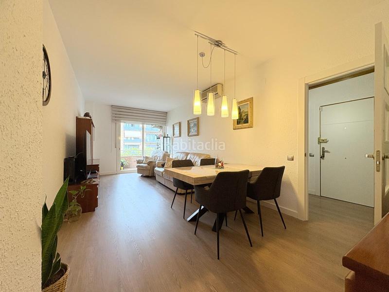 Foto 518376f7-6bd2-4645-a9f4-90789f7f2297. Appartamento con riscaldamento parcheggio in Eixample Sabadell