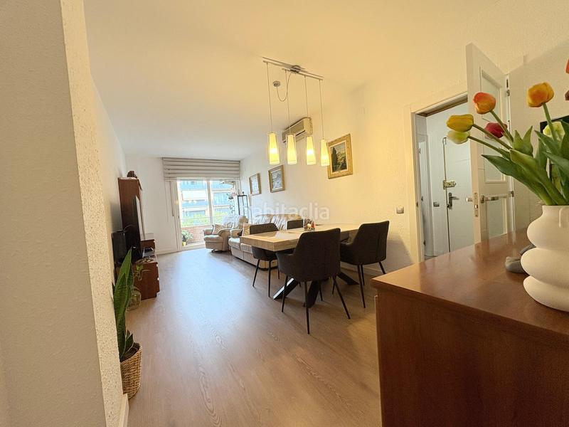 Foto 69806b79-d252-47c2-b32c-2d6ad8bb0830. Appartamento con riscaldamento parcheggio in Eixample Sabadell