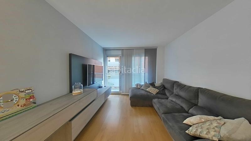 Foto b3a6303b-1f28-4c69-a90d-e1d51d2e1049. Flat with heating in Mas Rampinyo - Montcada Nova - Carrerada Montcada i Reixac