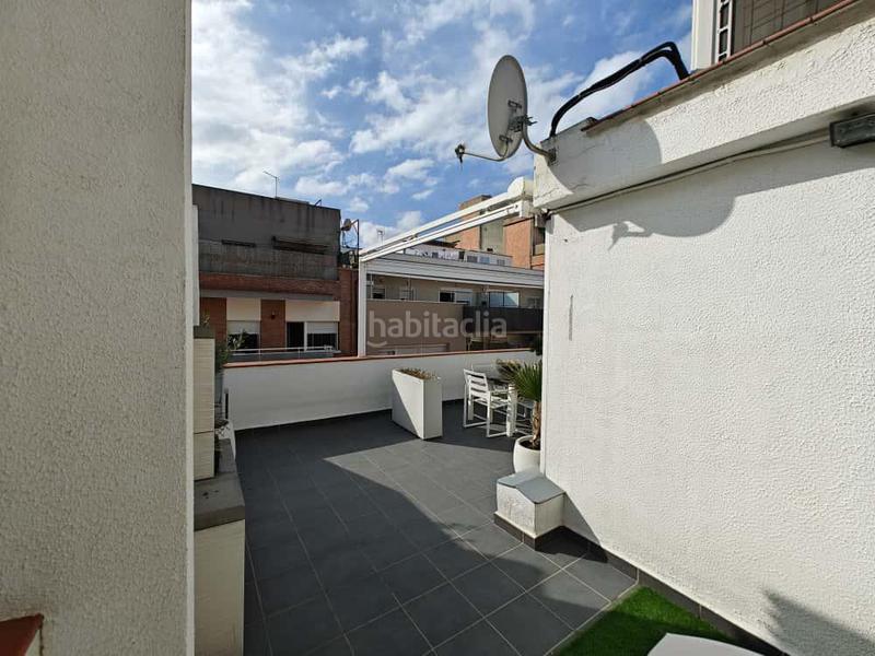 Foto cd3cc76f-2b5e-4d42-91e0-32c4d1e9f240. Zweistöckige wohnung mit parking in Marianao Sant Boi de Llobregat