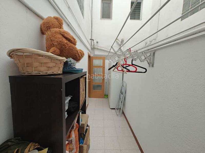 Foto df1bbd09-13f0-41df-b667-d739cc5d9864. Zweistöckige wohnung mit parking in Marianao Sant Boi de Llobregat