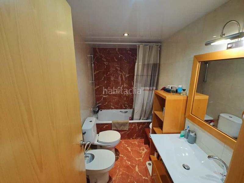 Foto fe7a652e-fddd-4d44-9652-a13f4f6002a1. Zweistöckige wohnung mit parking in Marianao Sant Boi de Llobregat