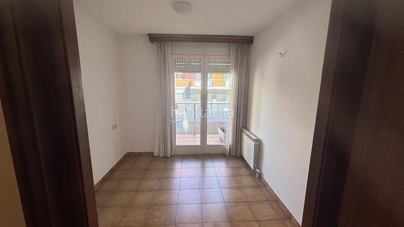 Foto 7b61a633-f5a9-4961-a91a-e9236e13e941. Piso cerca del paseo verdaguer en Llevant Igualada