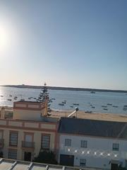 Piso en Bonanza-Avda de Huelva-Barrio Andalucia. Ubicado a 50 metros de la playa de bonanza