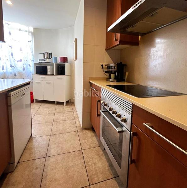 Foto 29216071-849e-4e24-9851-b85b27823434. Planta baja zona barri font en Nucli Urbà Esparreguera